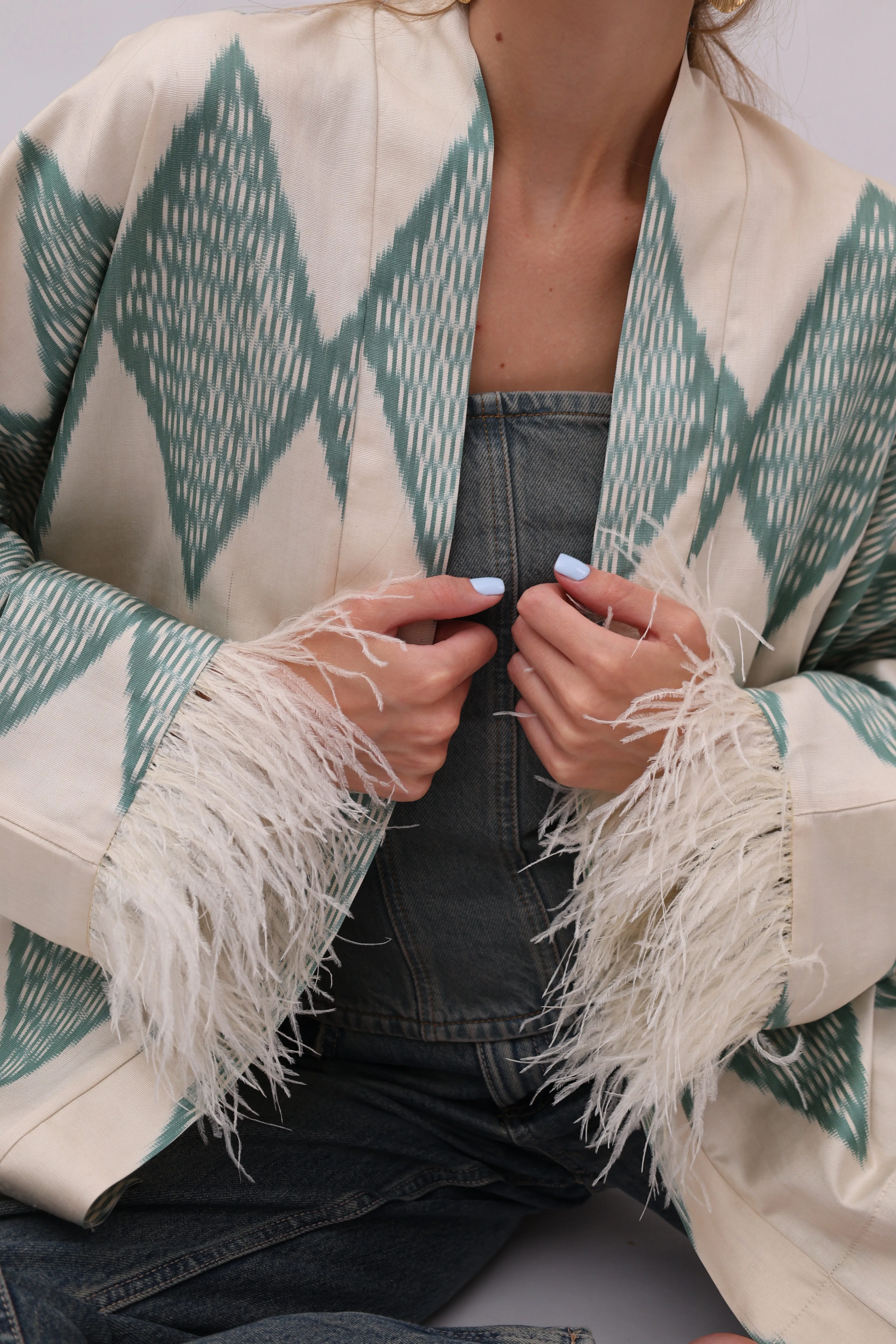 85% Silk Green Romb Mini Kimono With Feathers