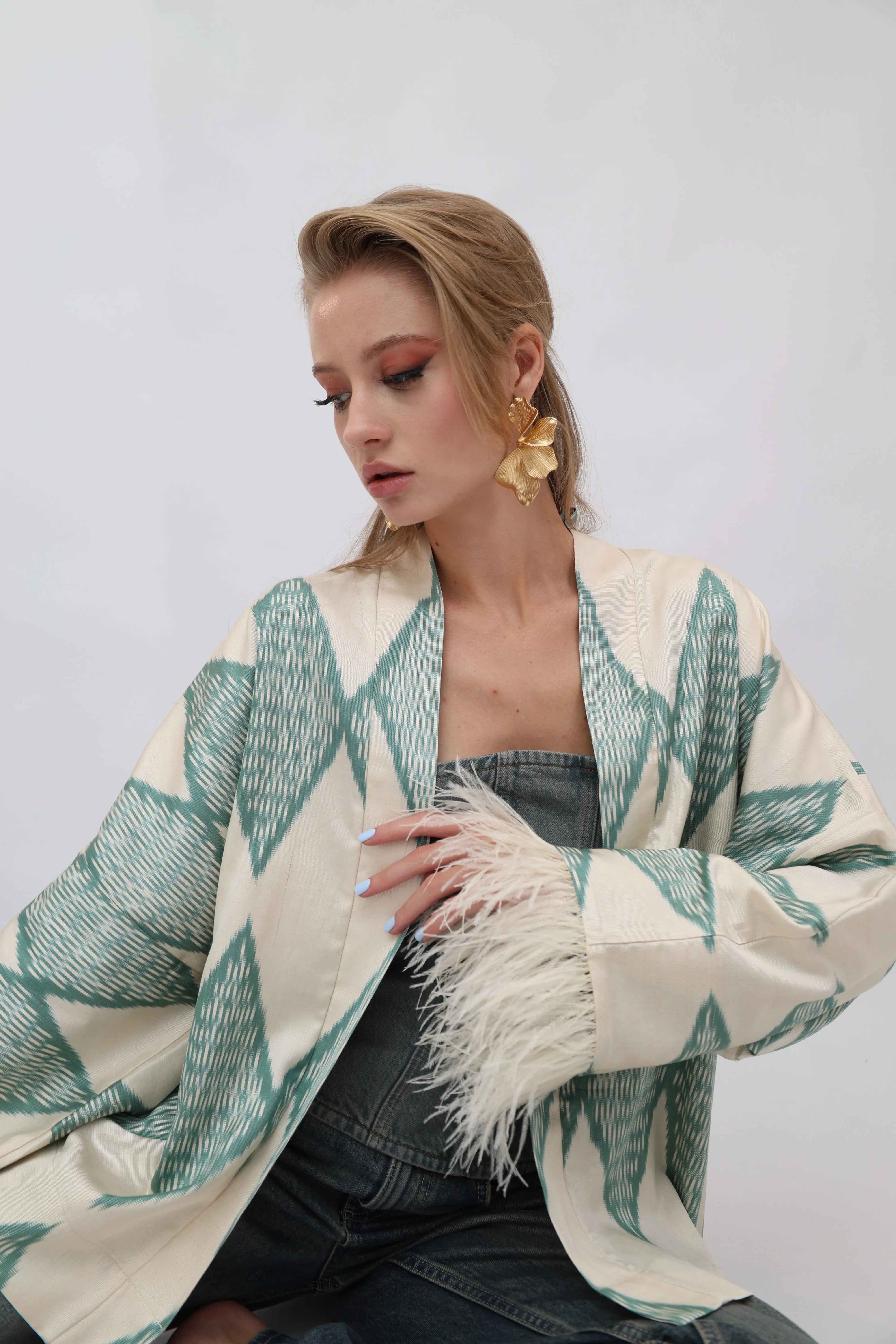 85% Silk Green Romb Mini Kimono With Feathers