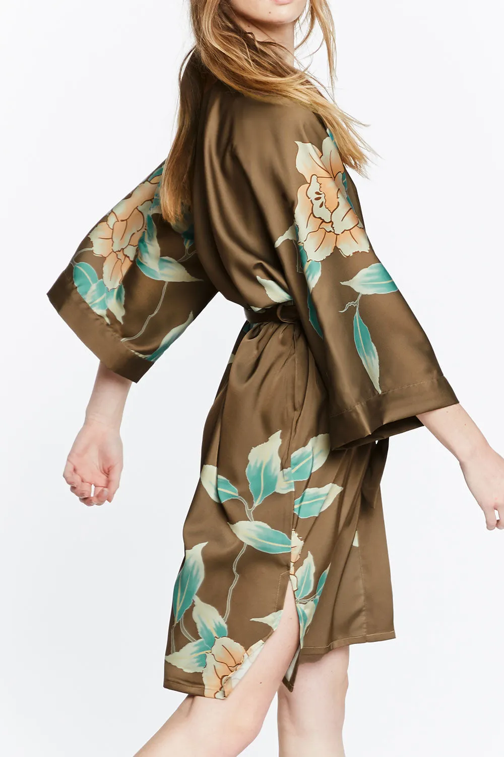 Aimi Short Kimono Robe