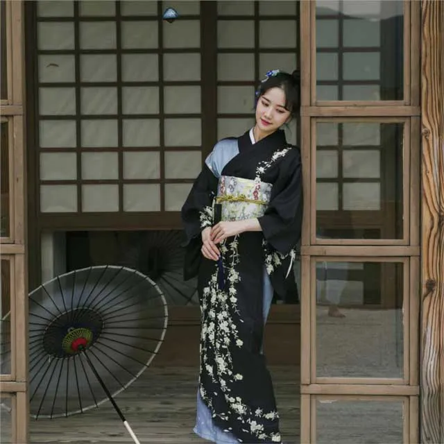 Black Kimono