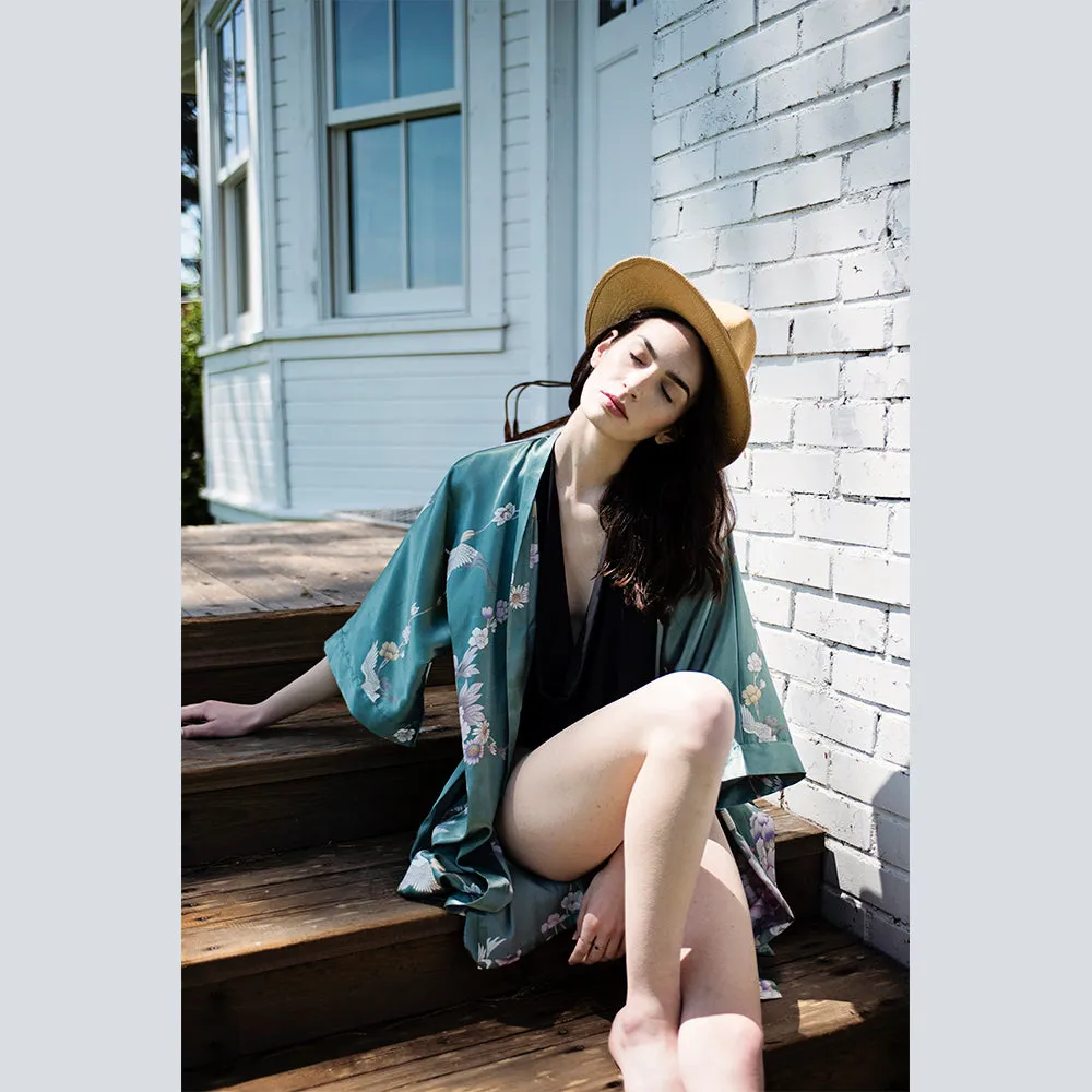 Chrysanthemum & Crane Short Kimono Robe