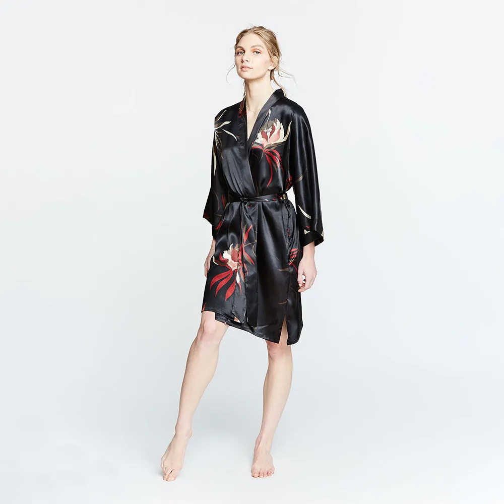 Hana Short Kimono Robe