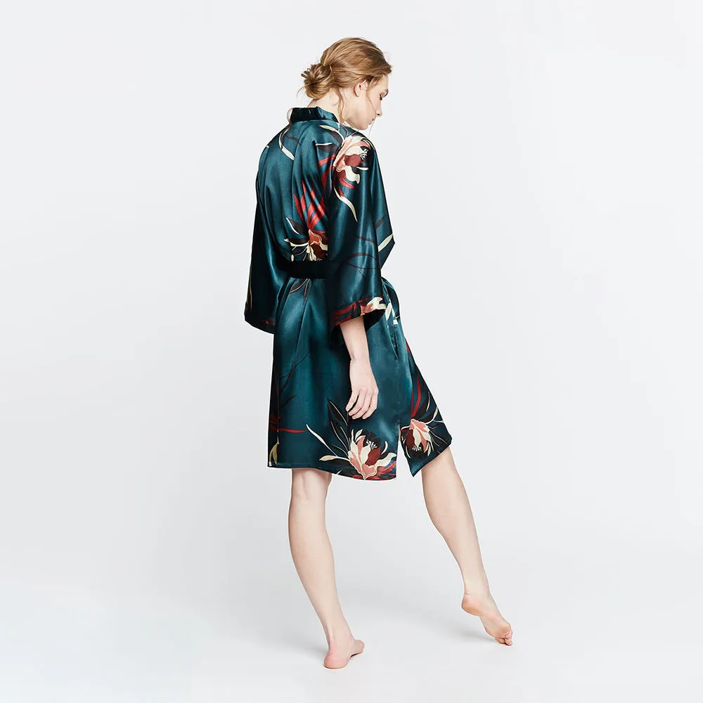 Hana Short Kimono Robe