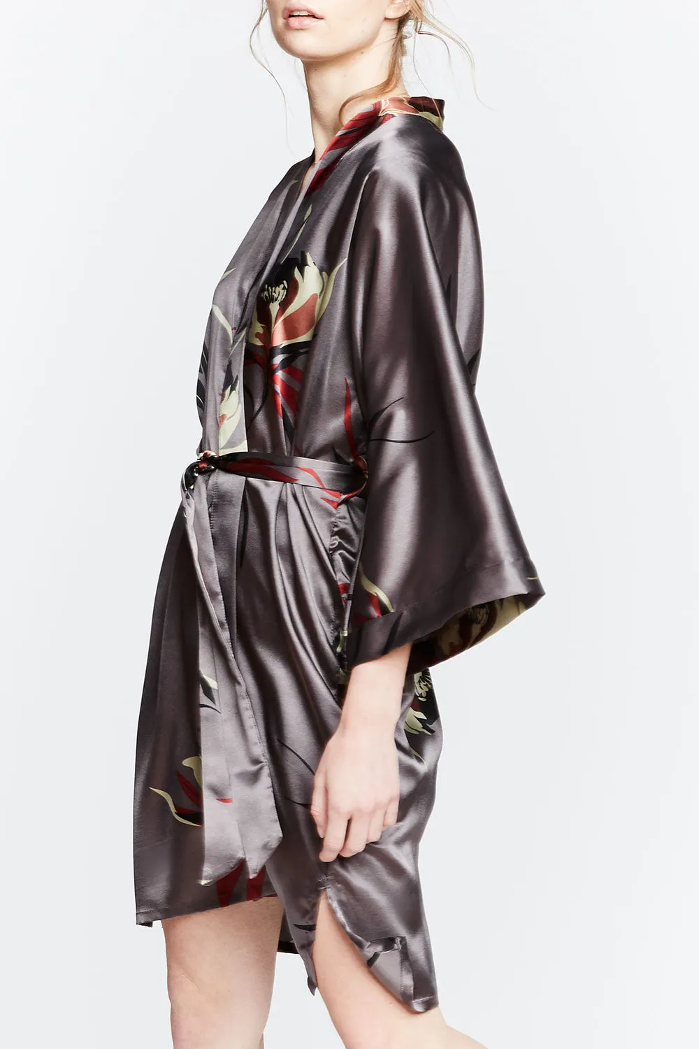 Hana Short Kimono Robe