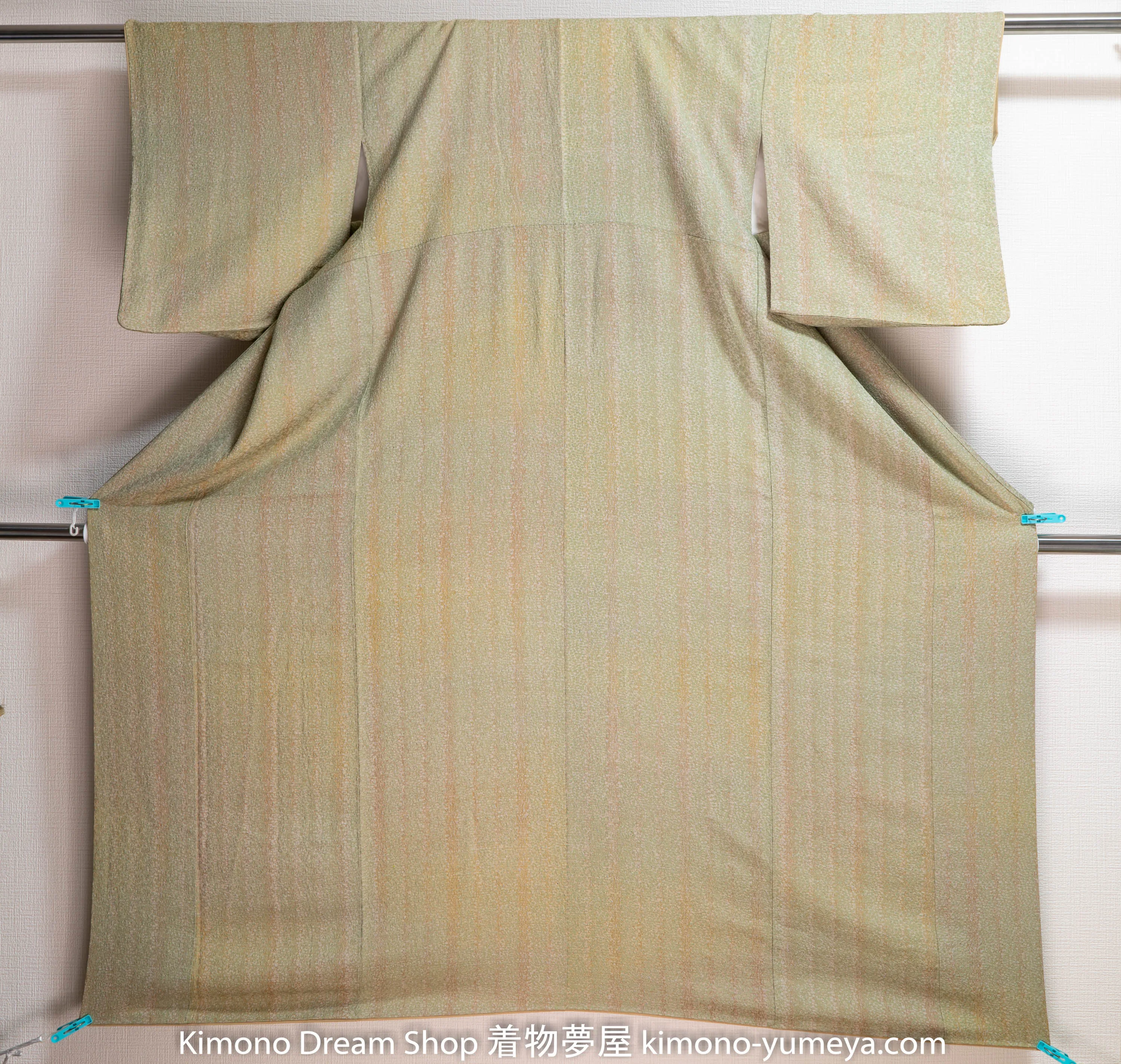 Komon Textured Kimono - Very High Quality Silk & Highly Detailed Pattern - Komon Green Beige Brown