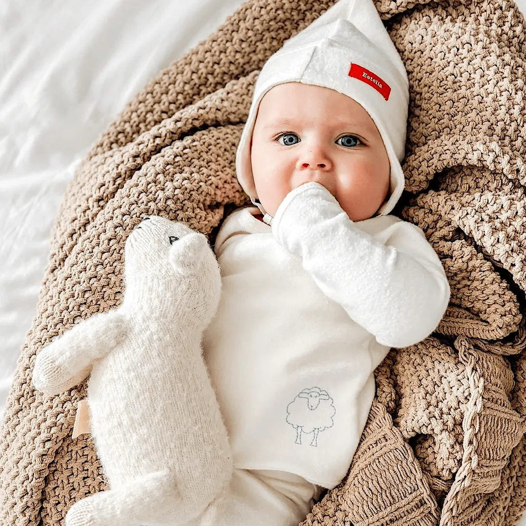 Pure Embrace Deluxe Newborn Set