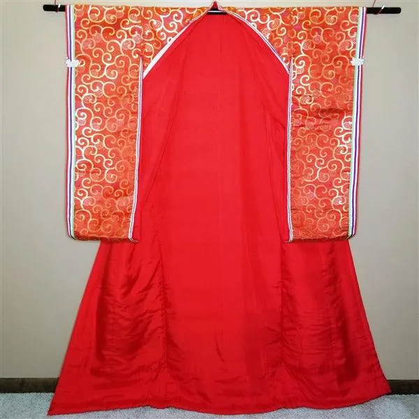 "Arabesque on Red" Vintage Wedding Kimono (Kakeshita)