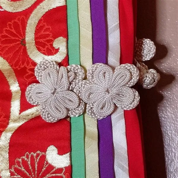 "Arabesque on Red" Vintage Wedding Kimono (Kakeshita)