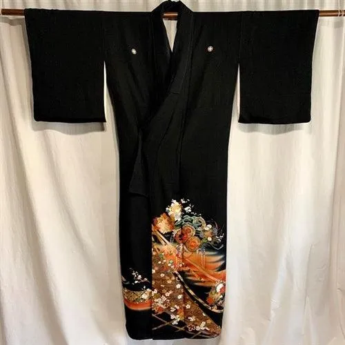 "Surprise Me" Tomesode Kimono