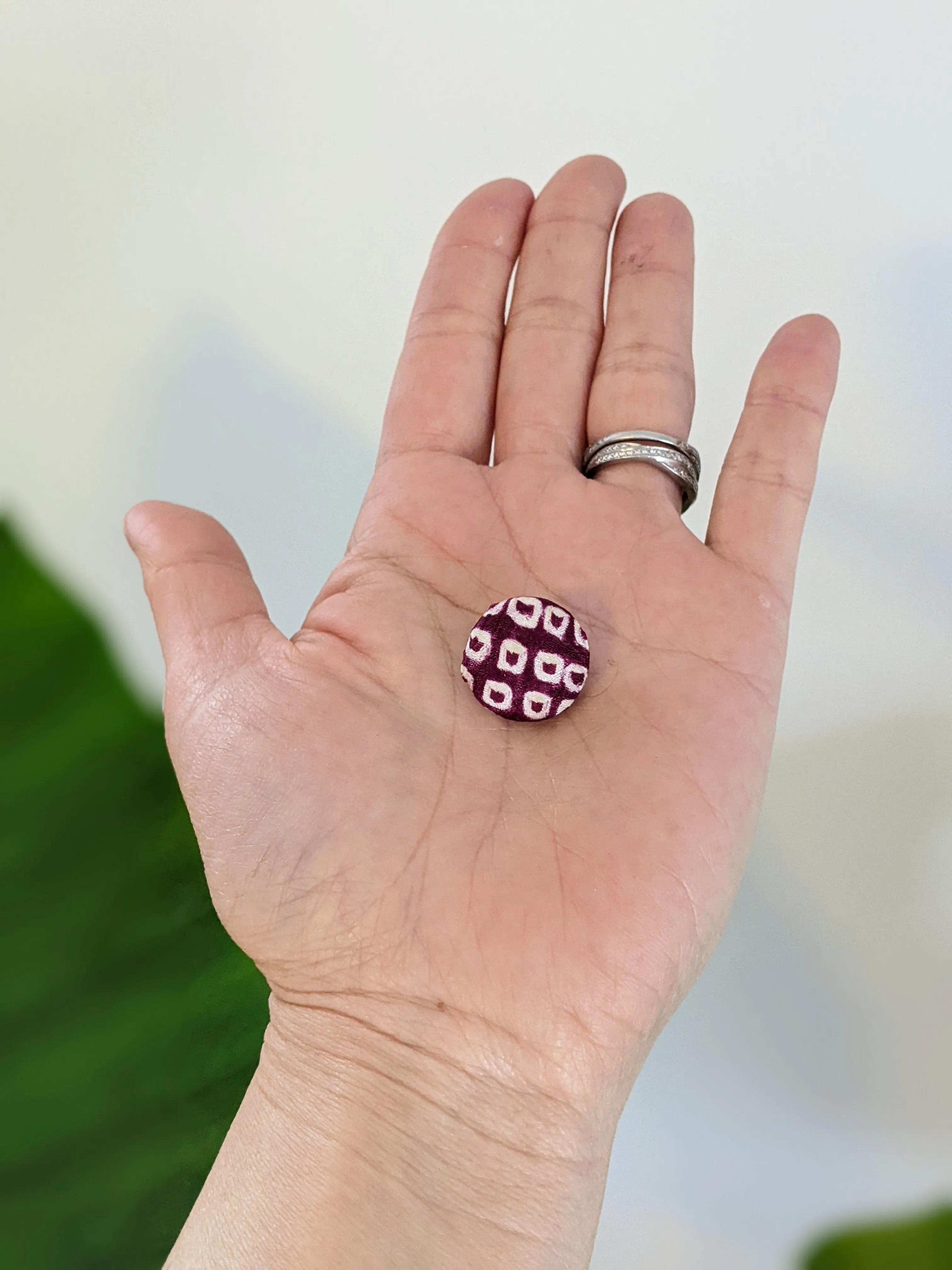 Shibori Button Earring - wine berry