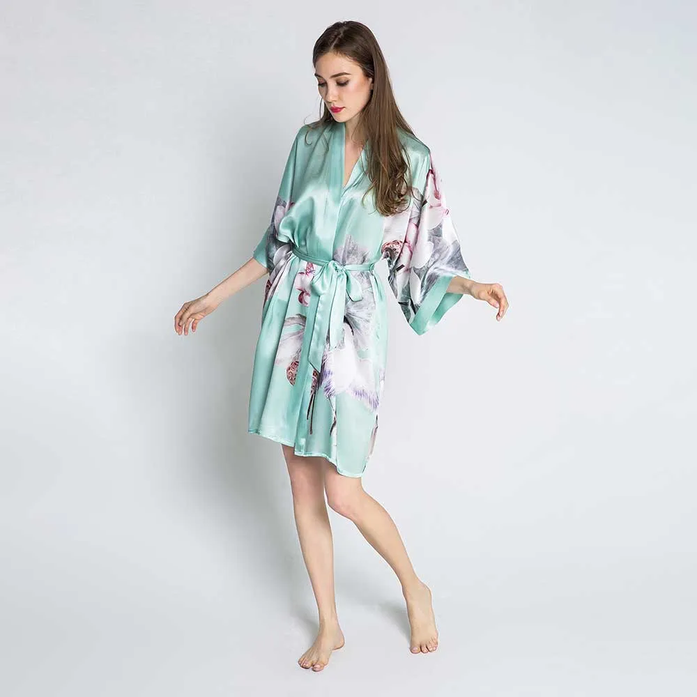 Silk Kuren Short Kimono Robe