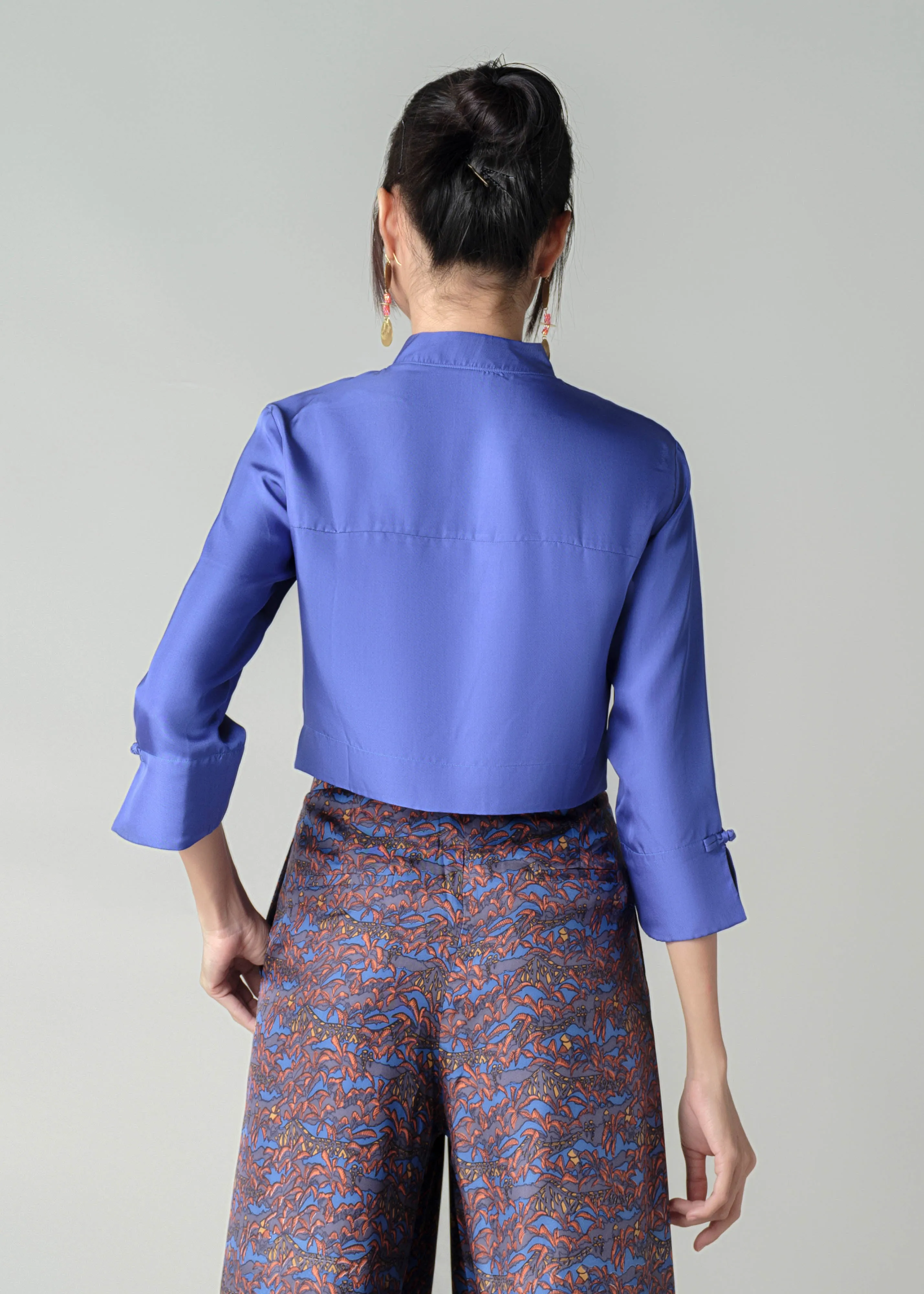 SWAN - COBALT BLUE