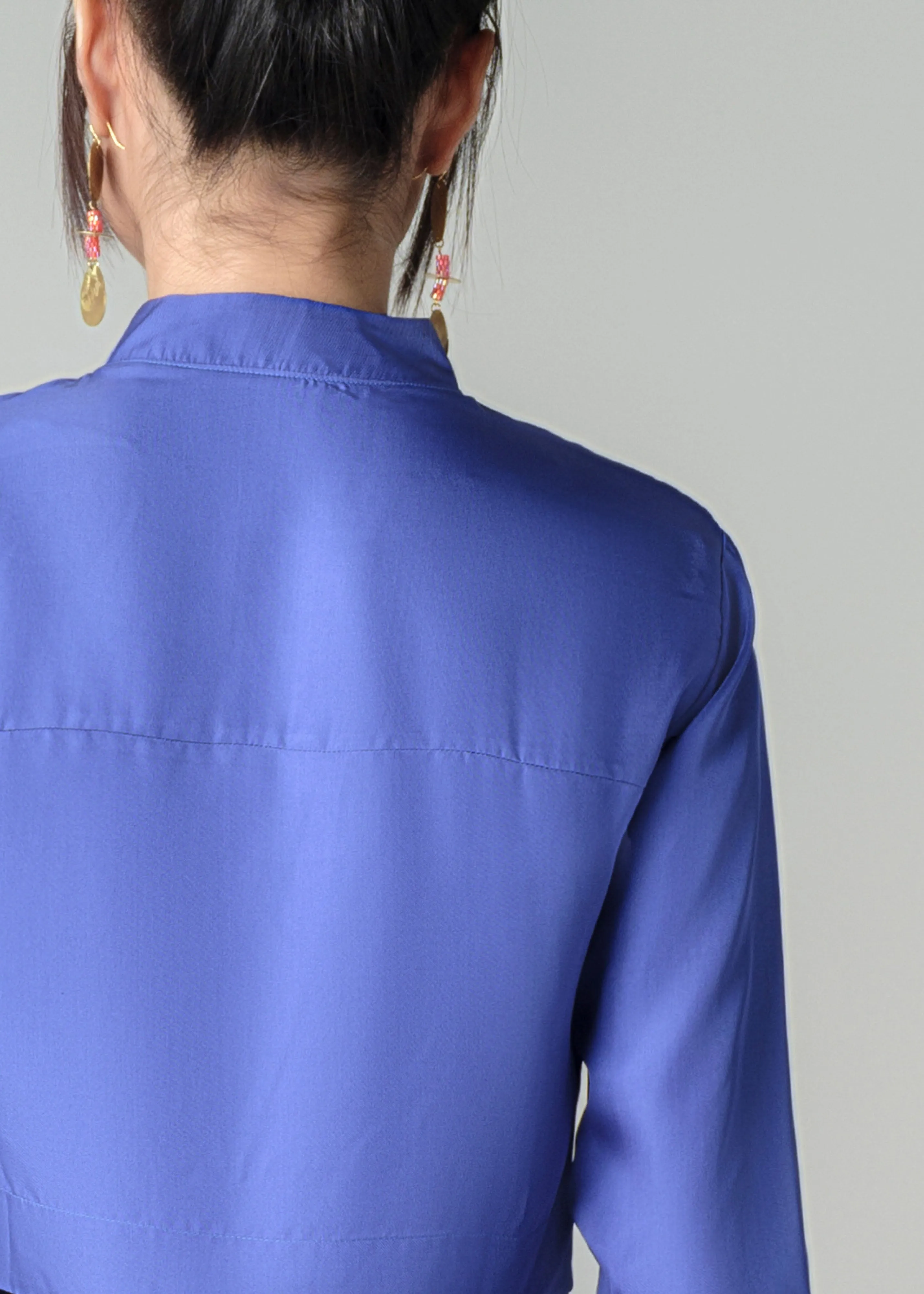 SWAN - COBALT BLUE