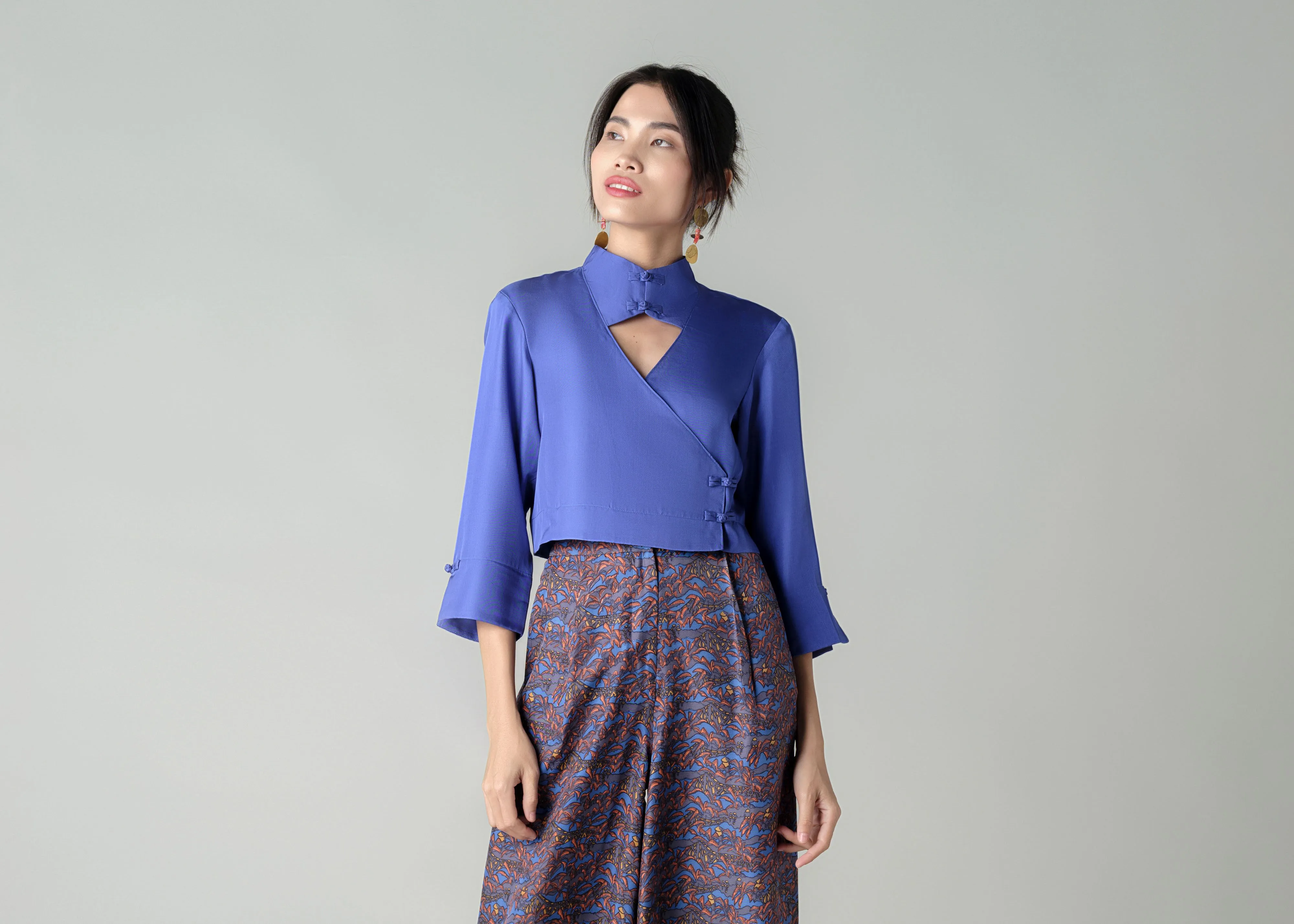 SWAN - COBALT BLUE