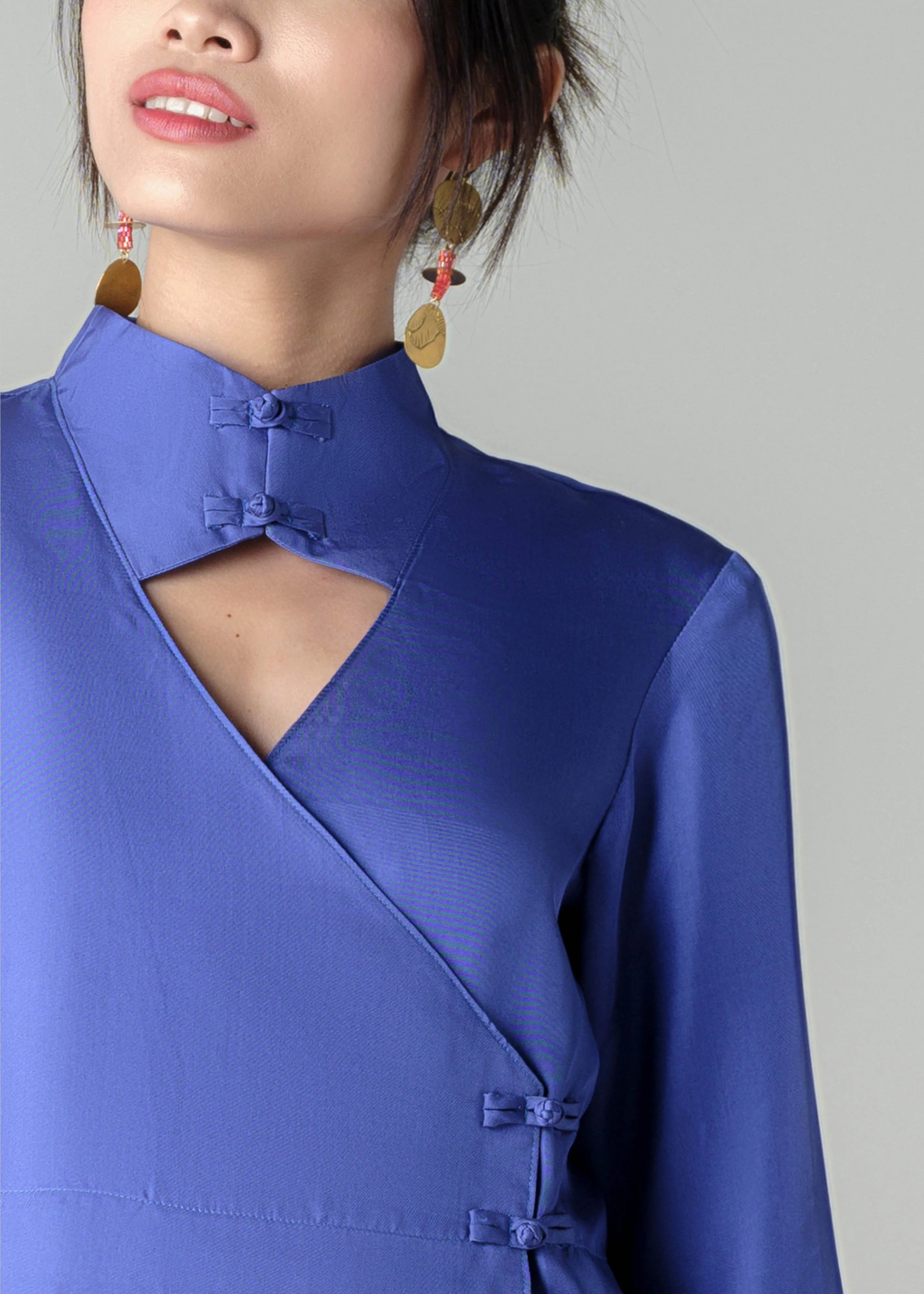 SWAN - COBALT BLUE