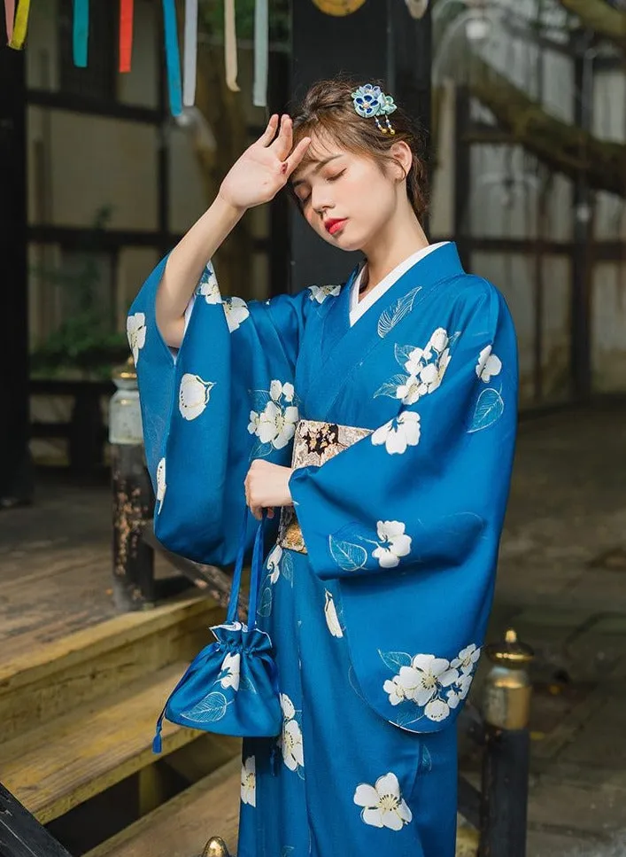 Traditional Kimono Sakura