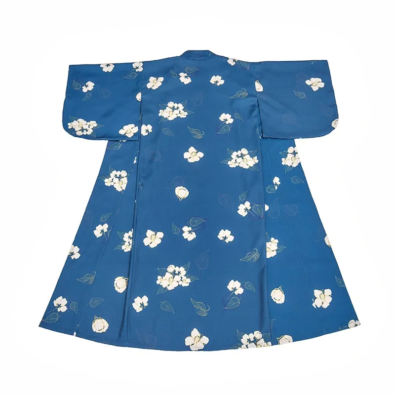 Traditional Kimono Sakura